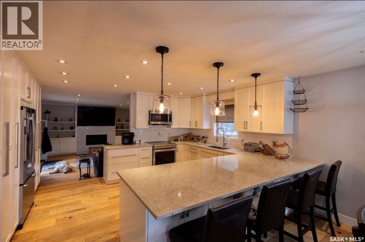 2258 Newis BAY E — photo 4