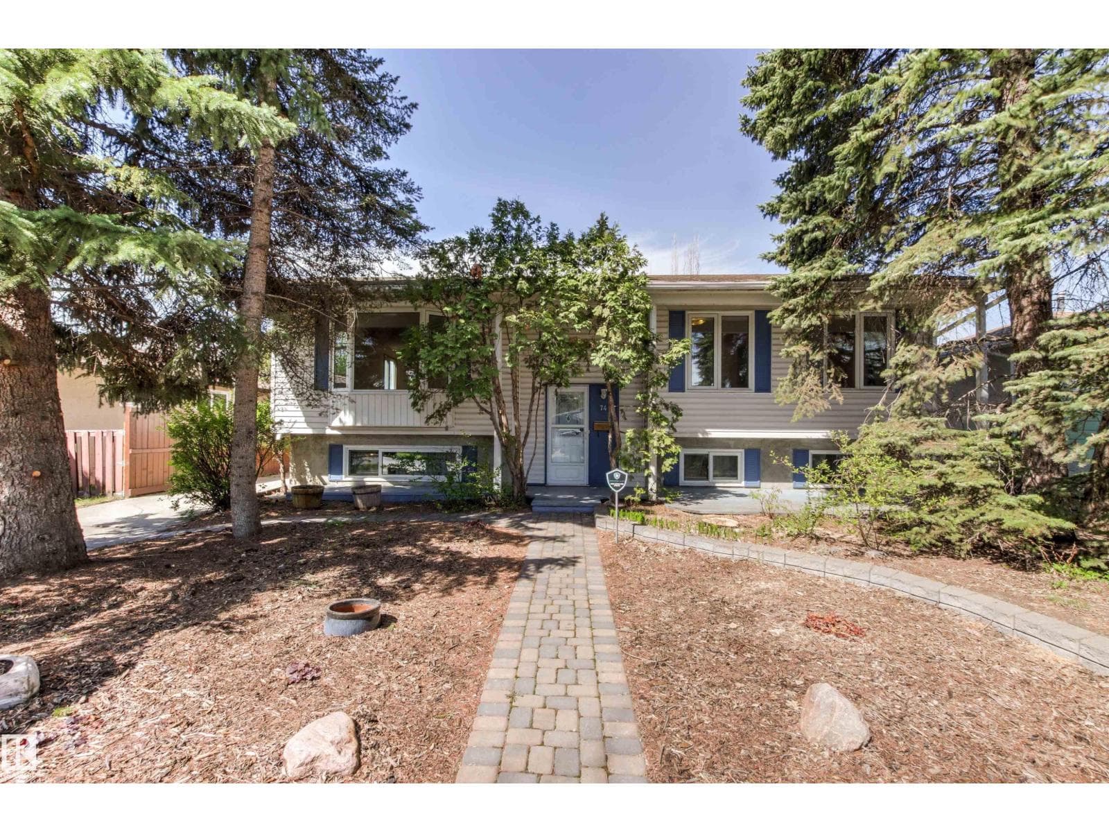74 ANDREW CR