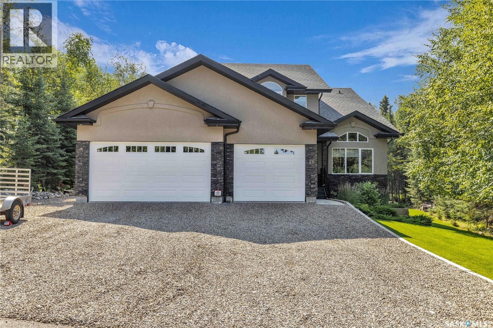 #26 Estates DRIVE