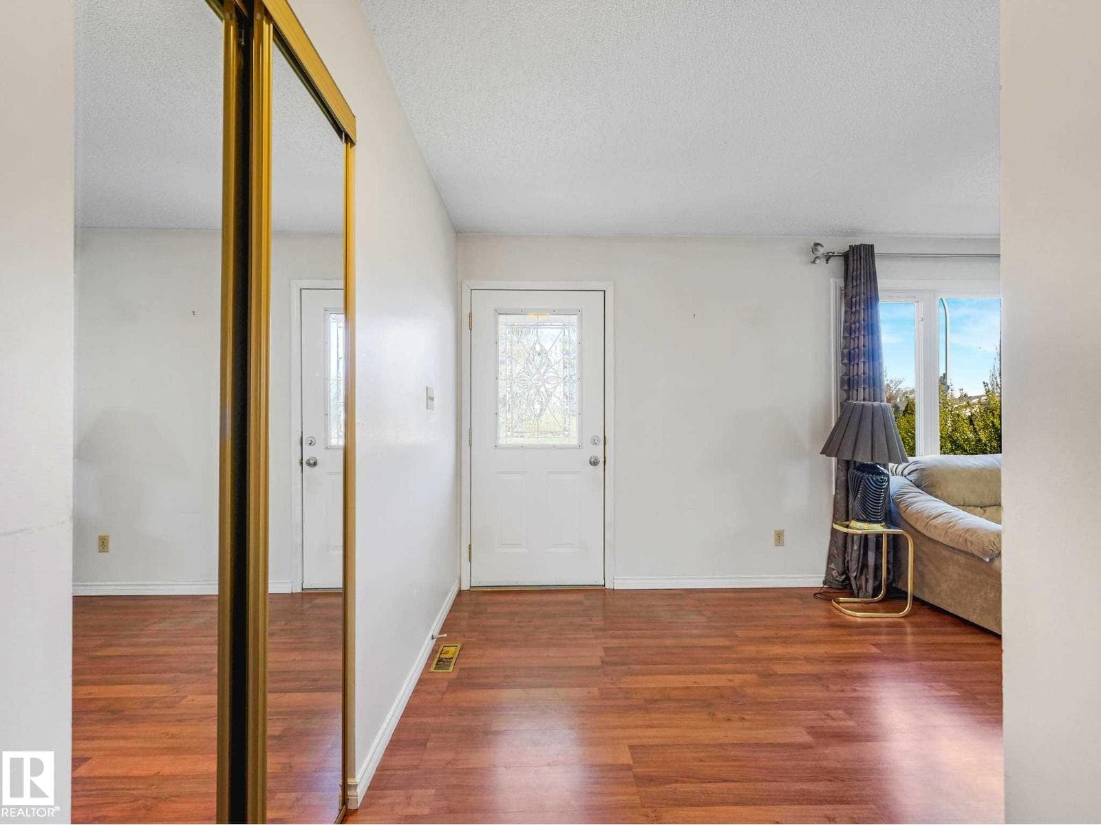 17603 84 AV NW NW — photo 5