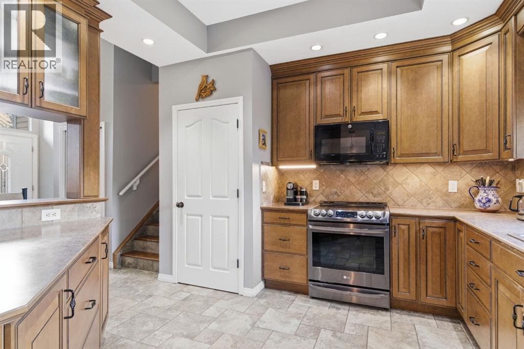 5012 Valiant Drive NW — photo 4