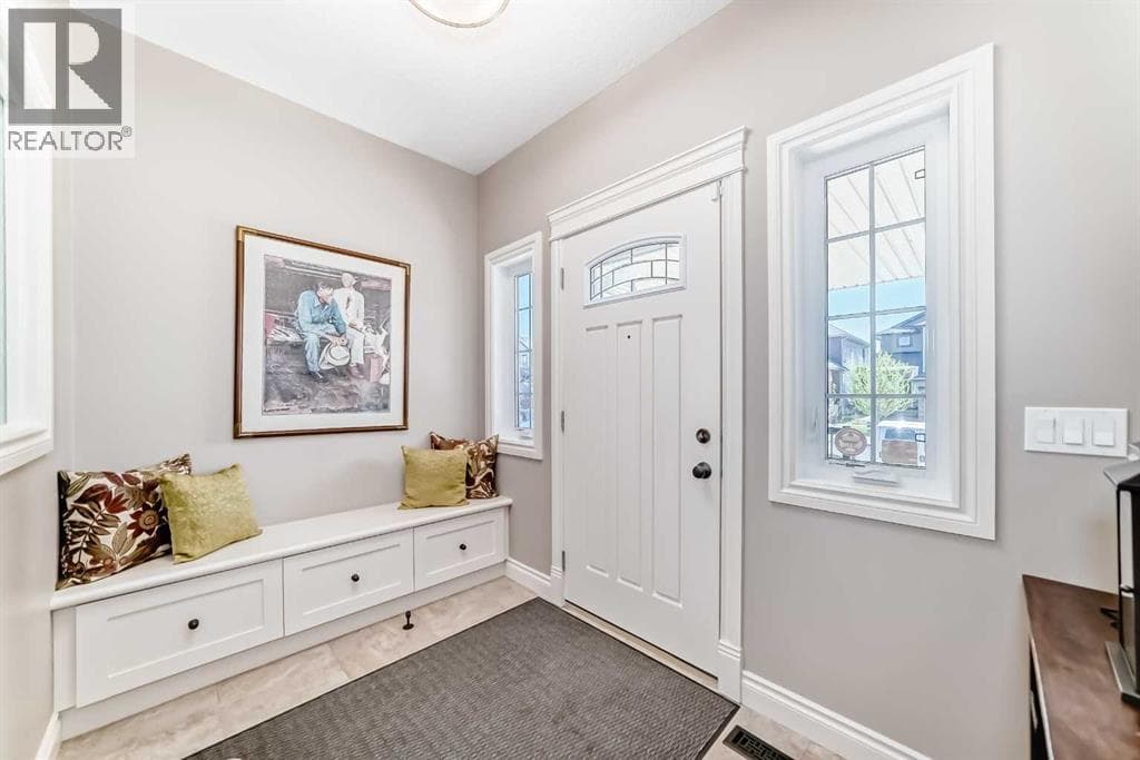 1449 Ravenscroft Avenue SE — photo 2