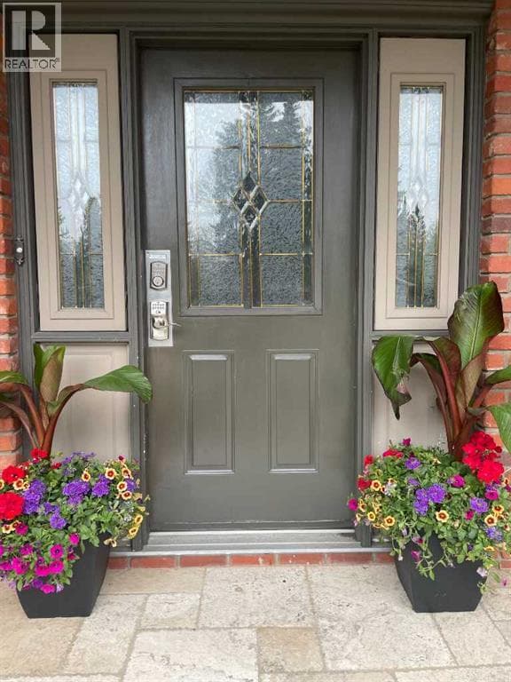 7316 Kananaskis Drive SW — photo 4