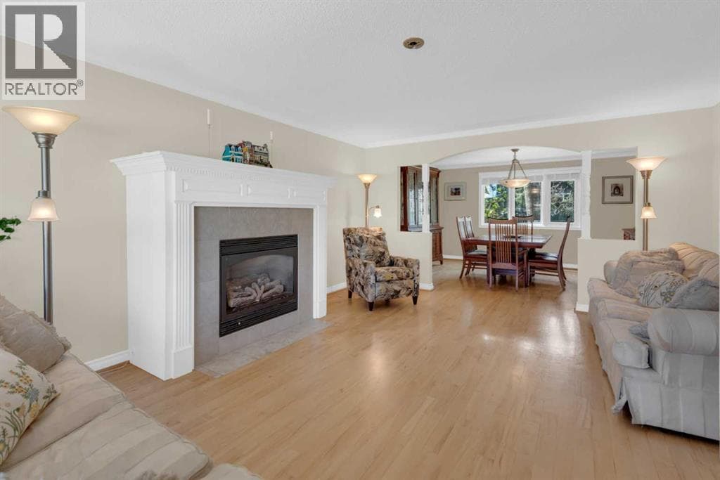 7316 Kananaskis Drive SW — photo 5