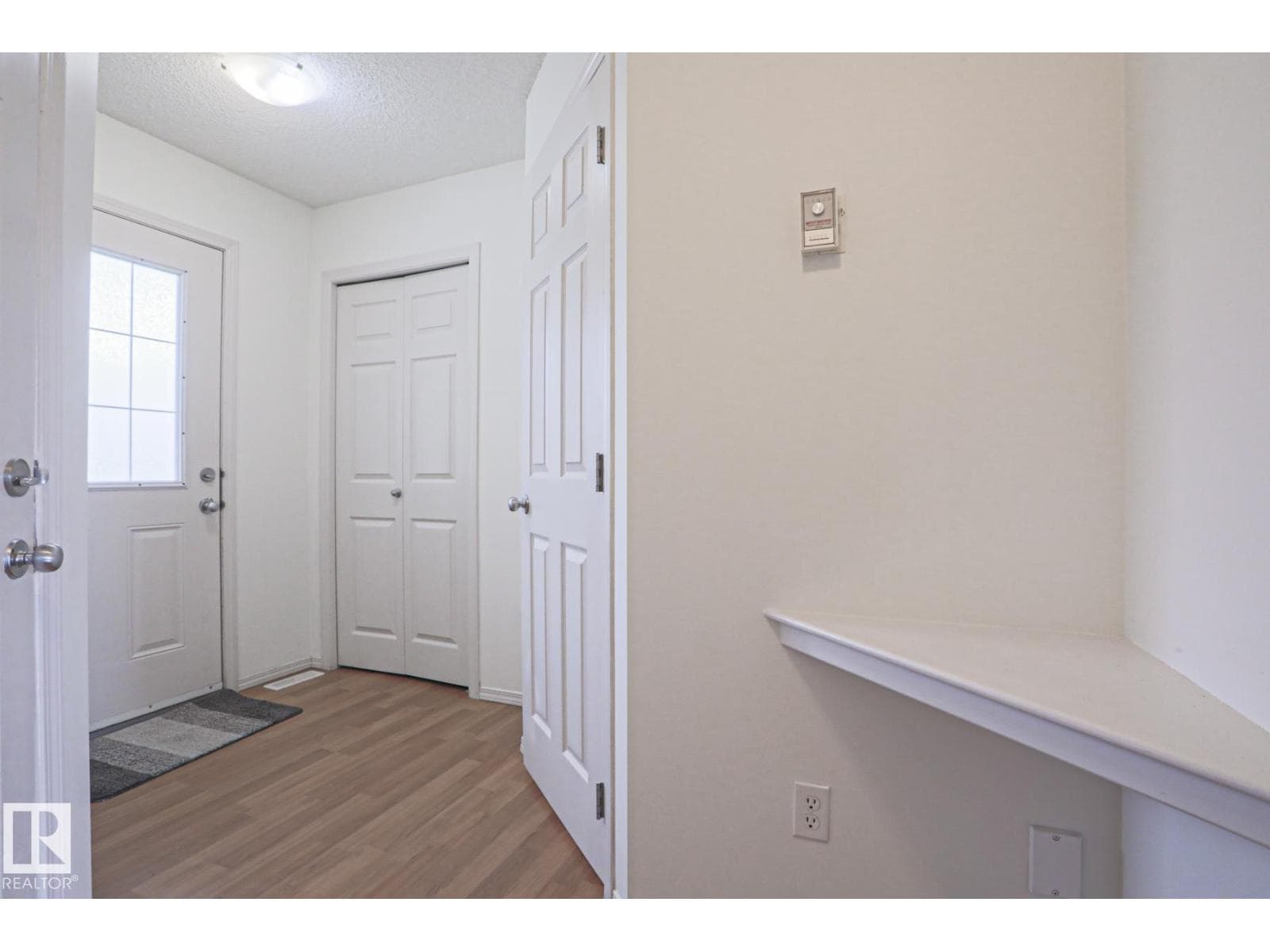 1627 MELROSE PL SW SW — photo 3