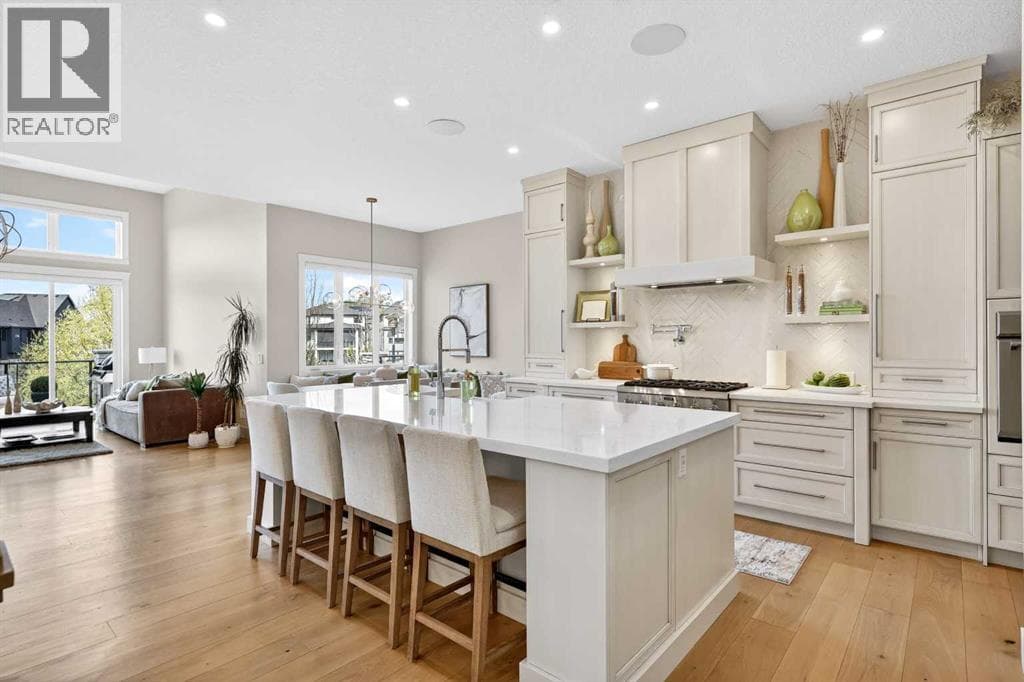 45 Cranbrook Rise SE — photo 3