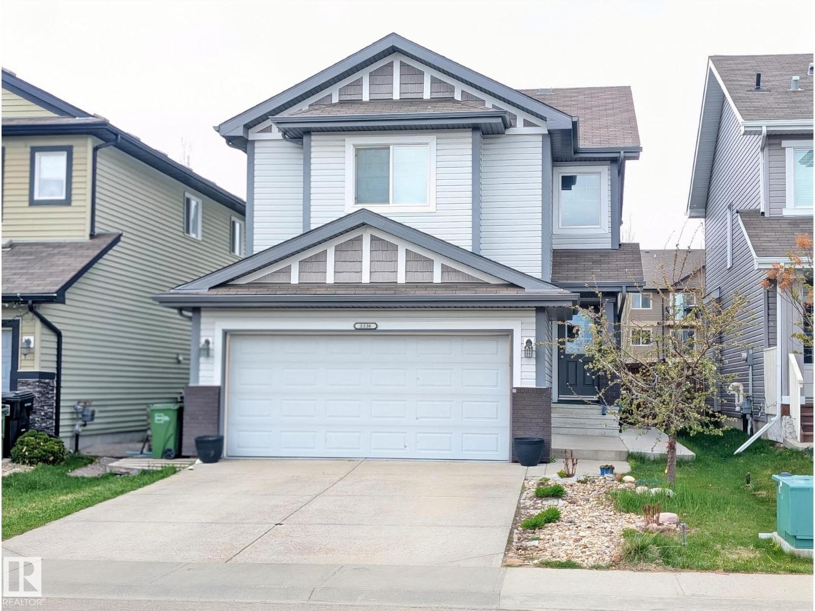 3336 17B AV NW