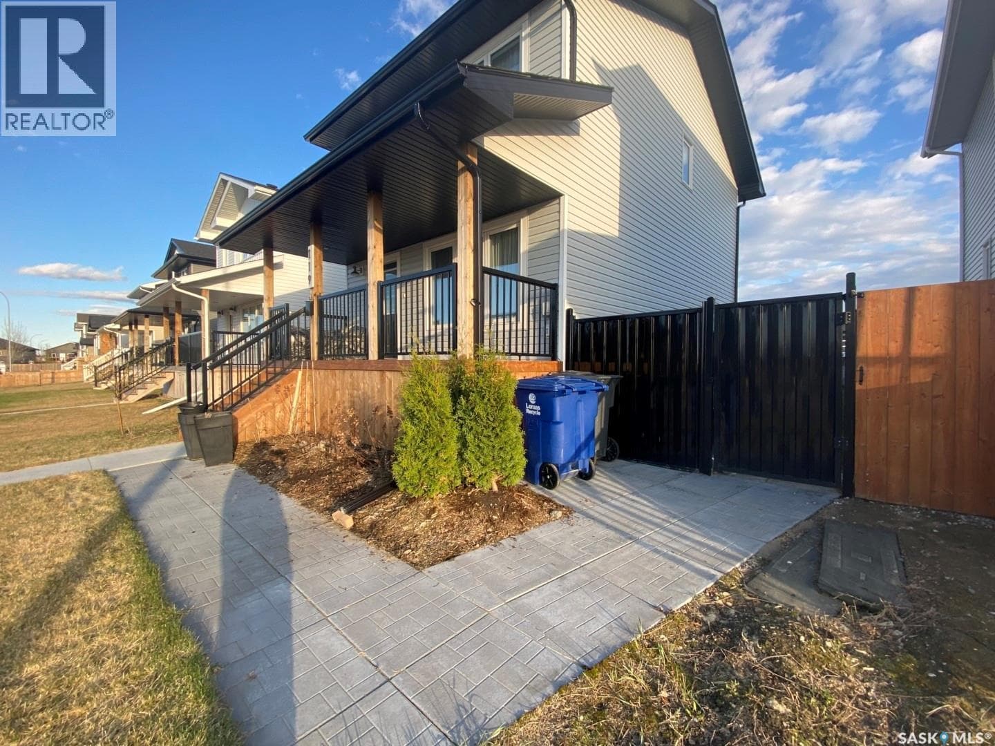 119 Reddekopp CRESCENT — photo 2