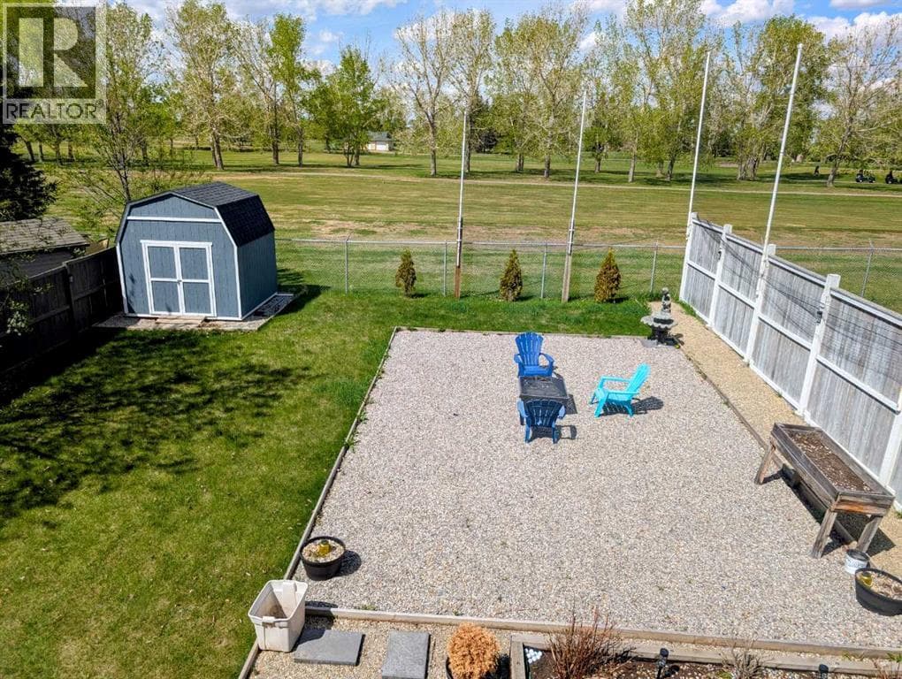 704 Stonehaven Drive — photo 2