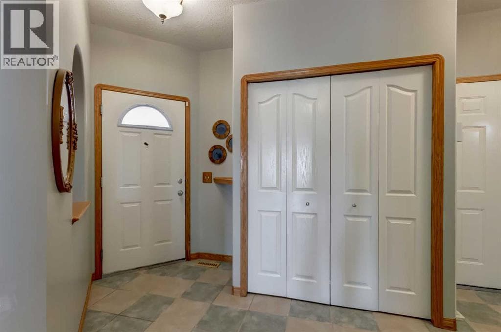 208 Railway Avenue — photo 5