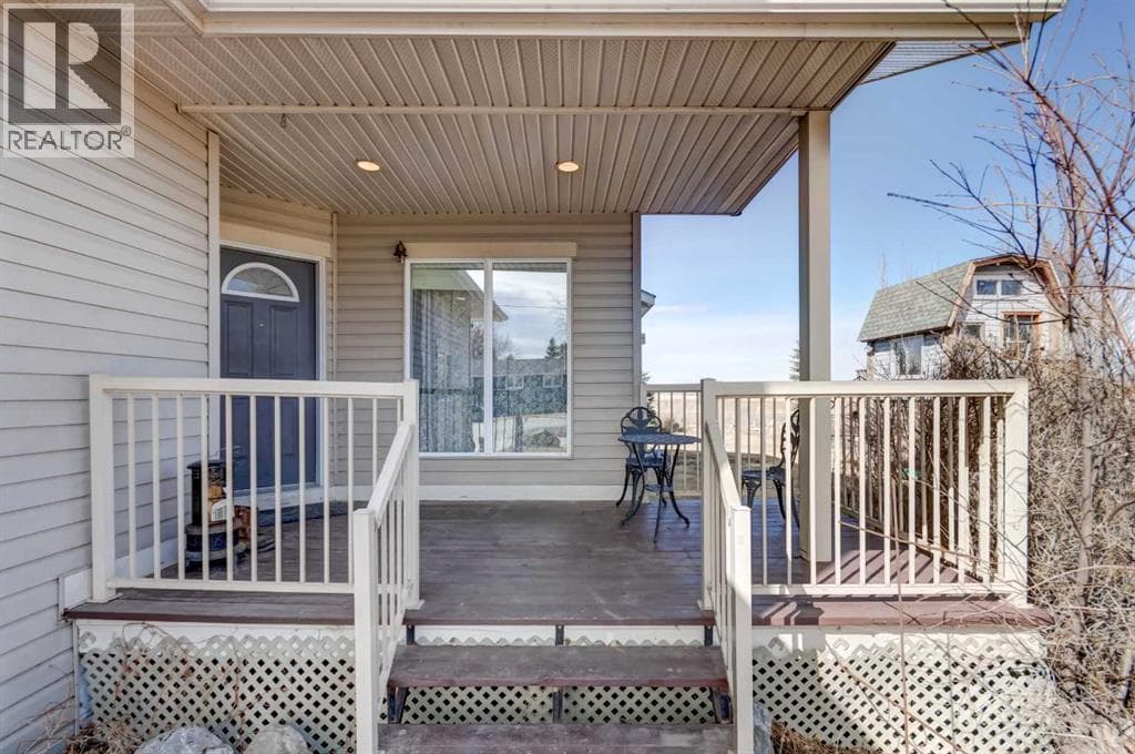 208 Railway Avenue — photo 3