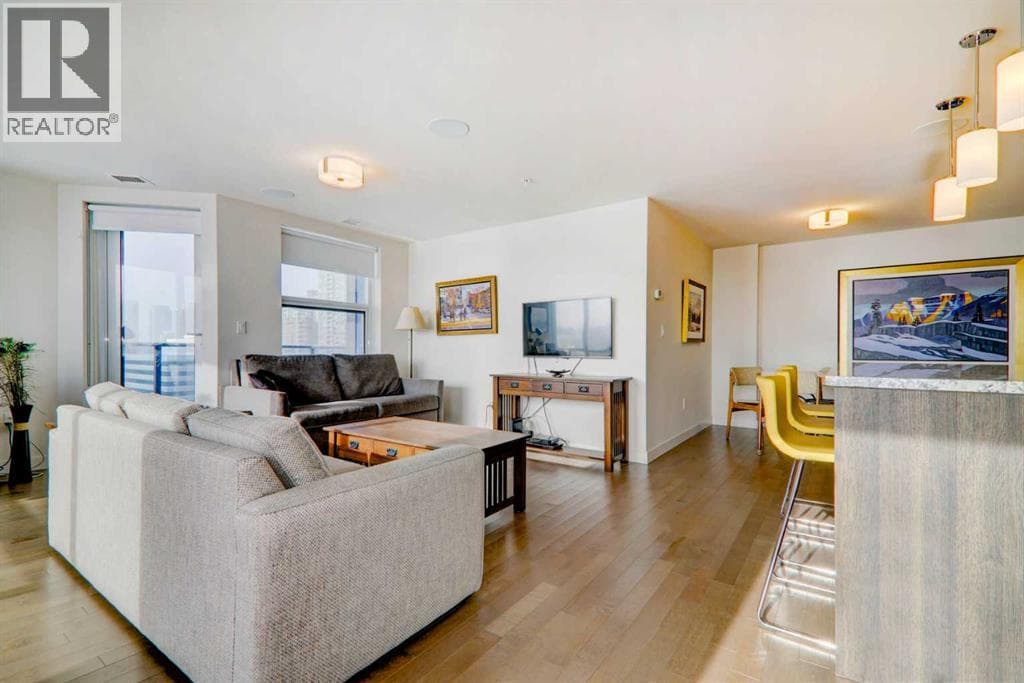 1409, 303 13 Avenue SW photo 3