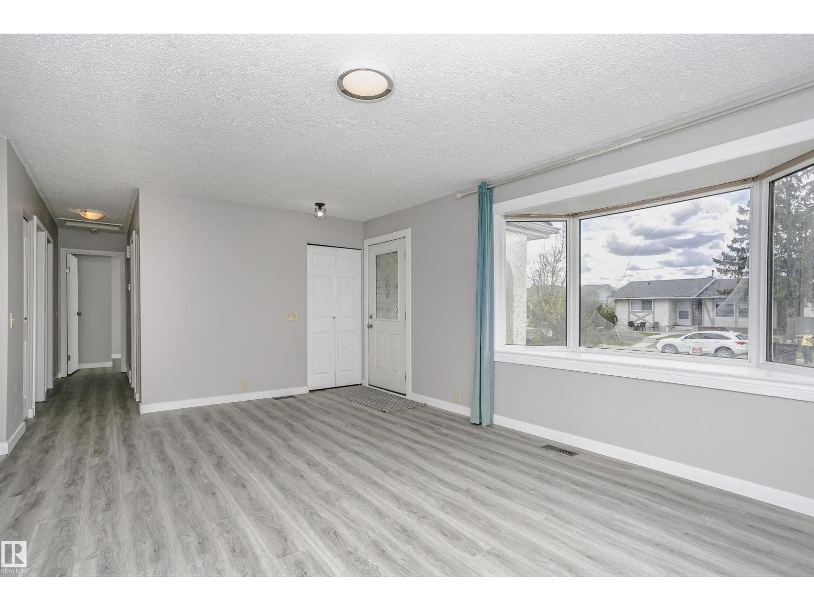 11436 161 AV NW — photo 5