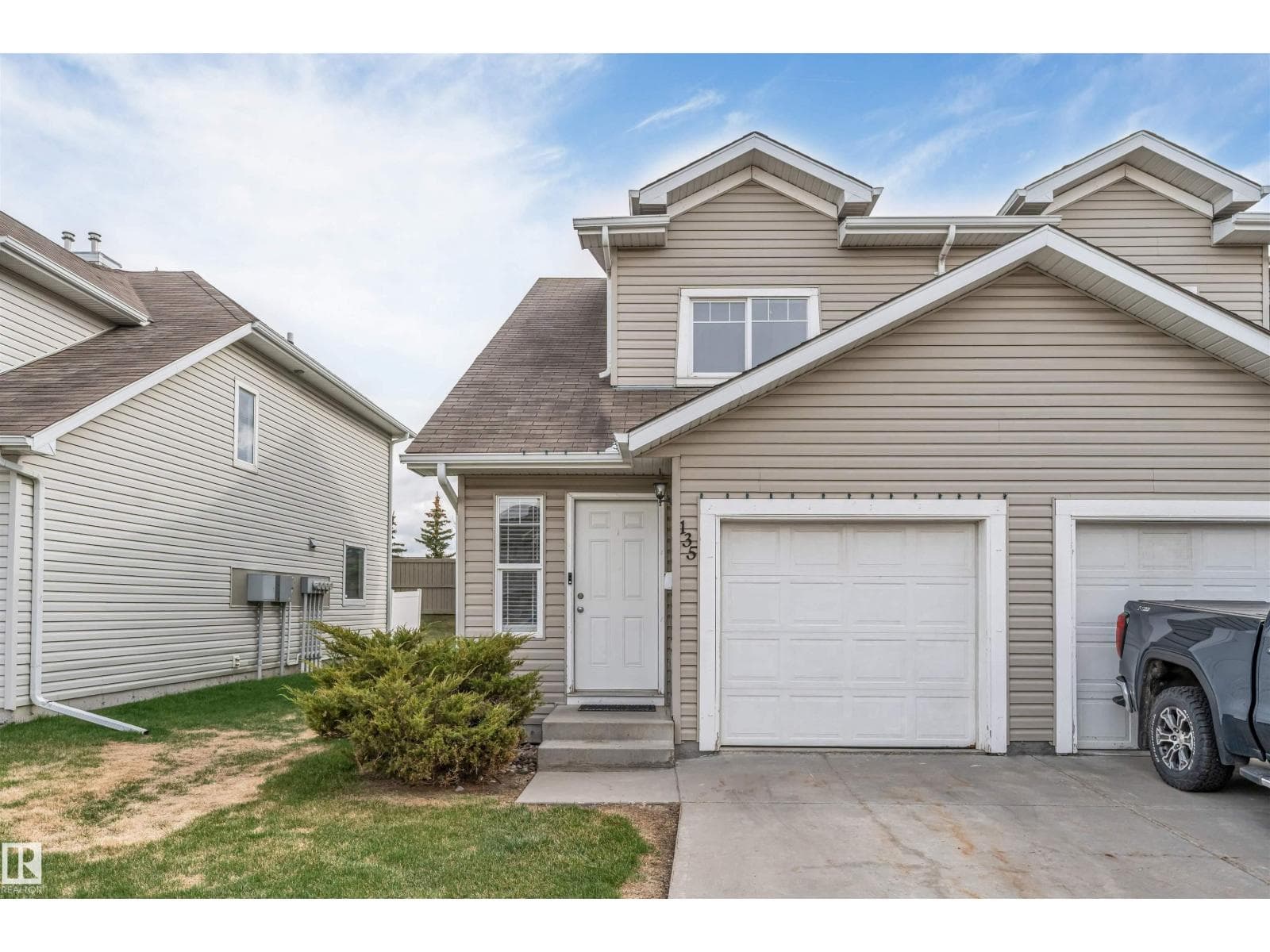 #135 150 EDWARDS DR SW