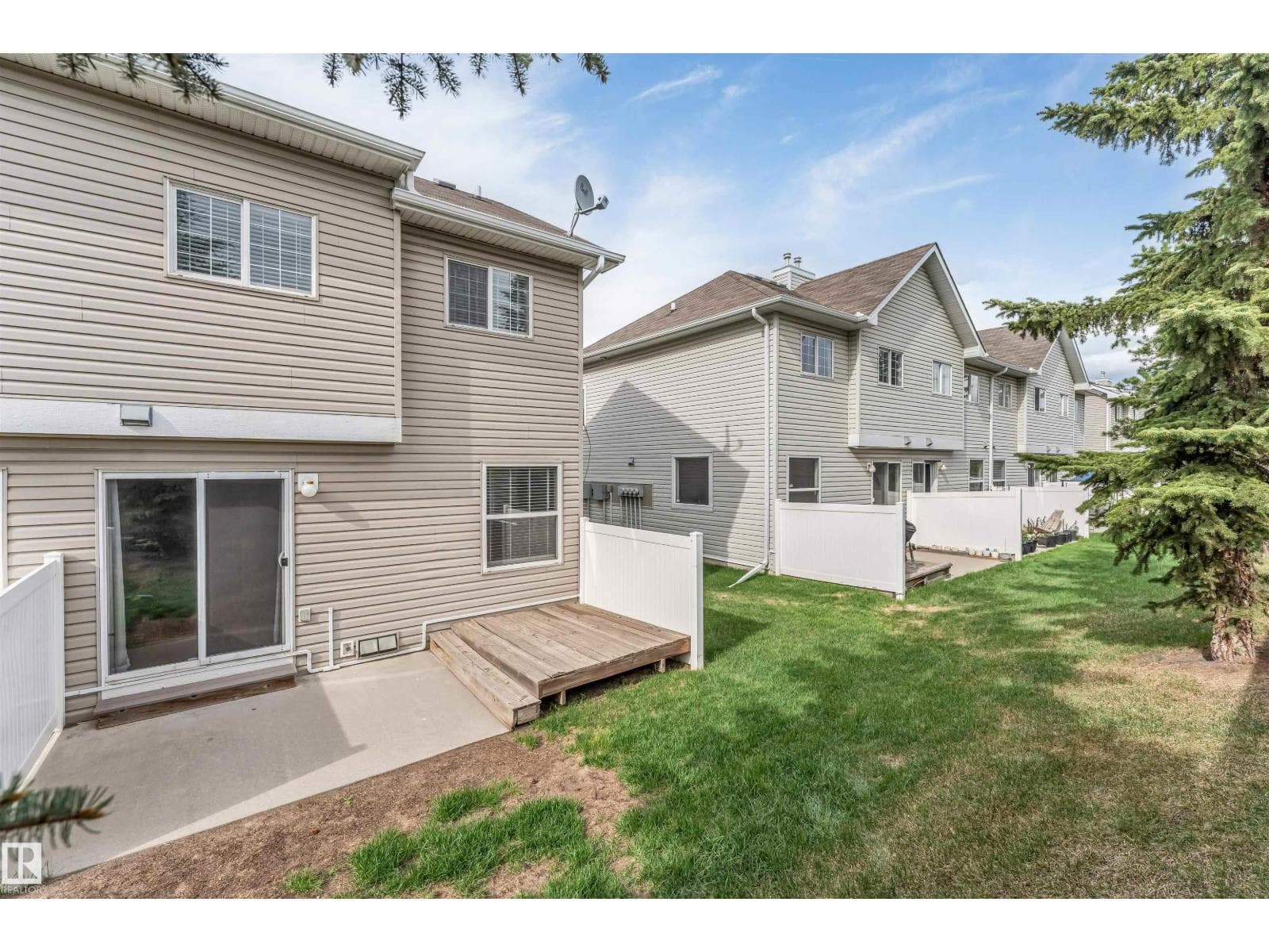 #135 150 EDWARDS DR SW — photo 4