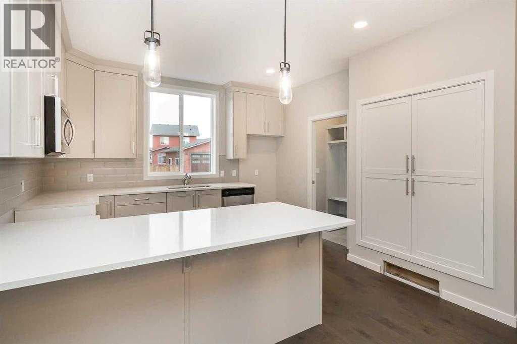 504 Kitstone Gate — photo 4