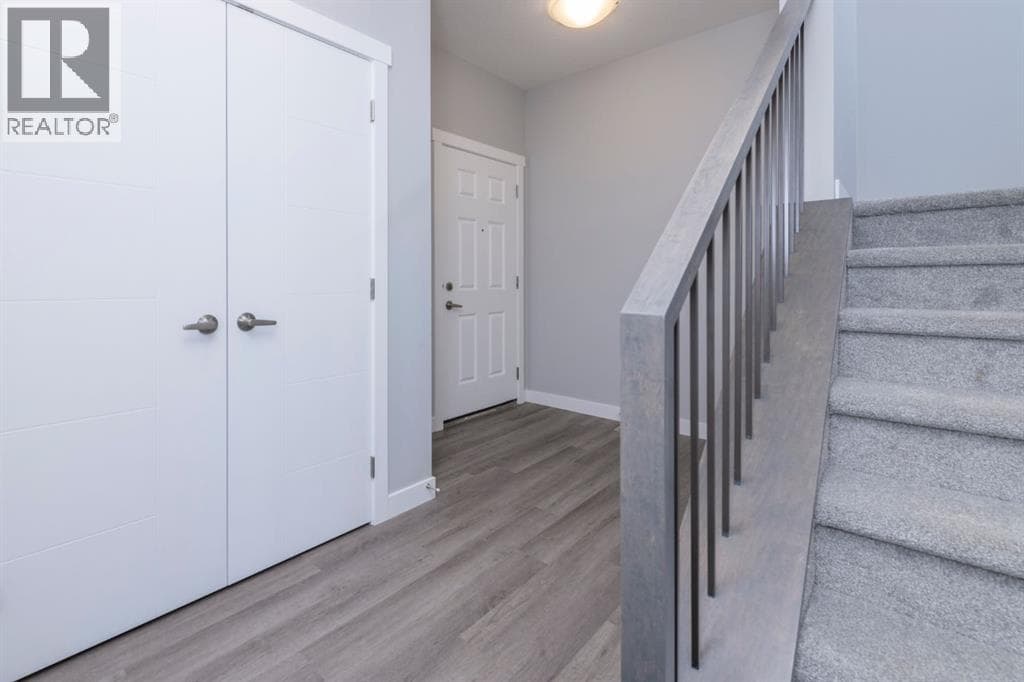 24 Willow Street — photo 2