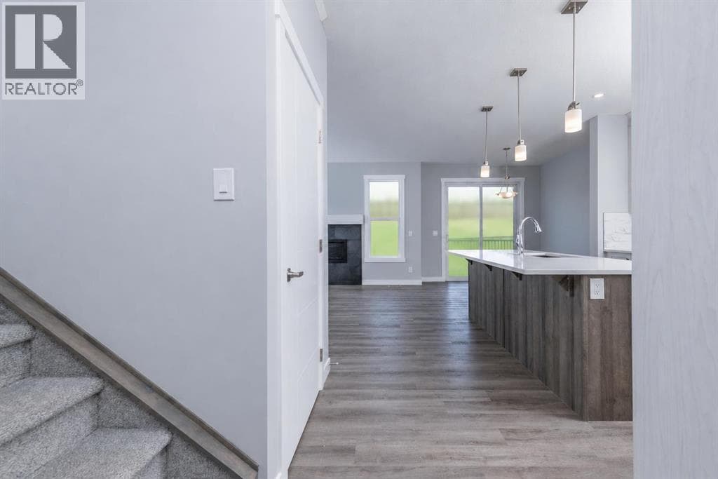 24 Willow Street — photo 4