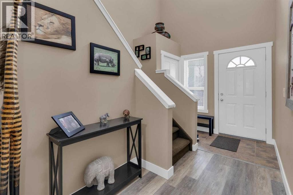 161 Citadel Meadow Gardens NW — photo 2