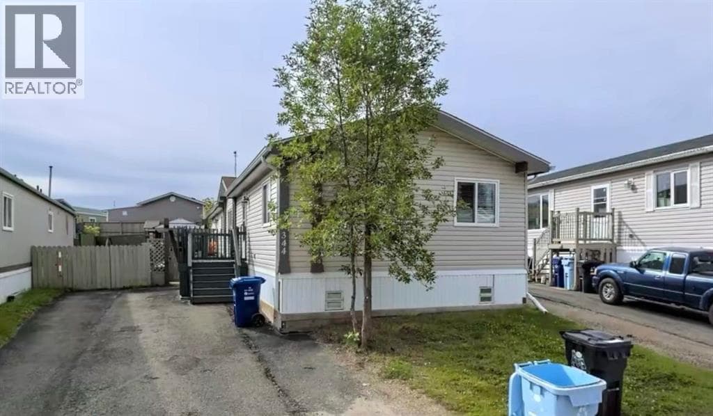 344 Grey Crescent