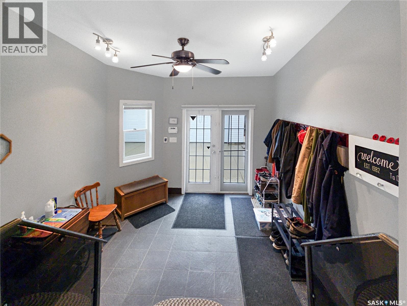 1301 W AVENUE N — photo 4