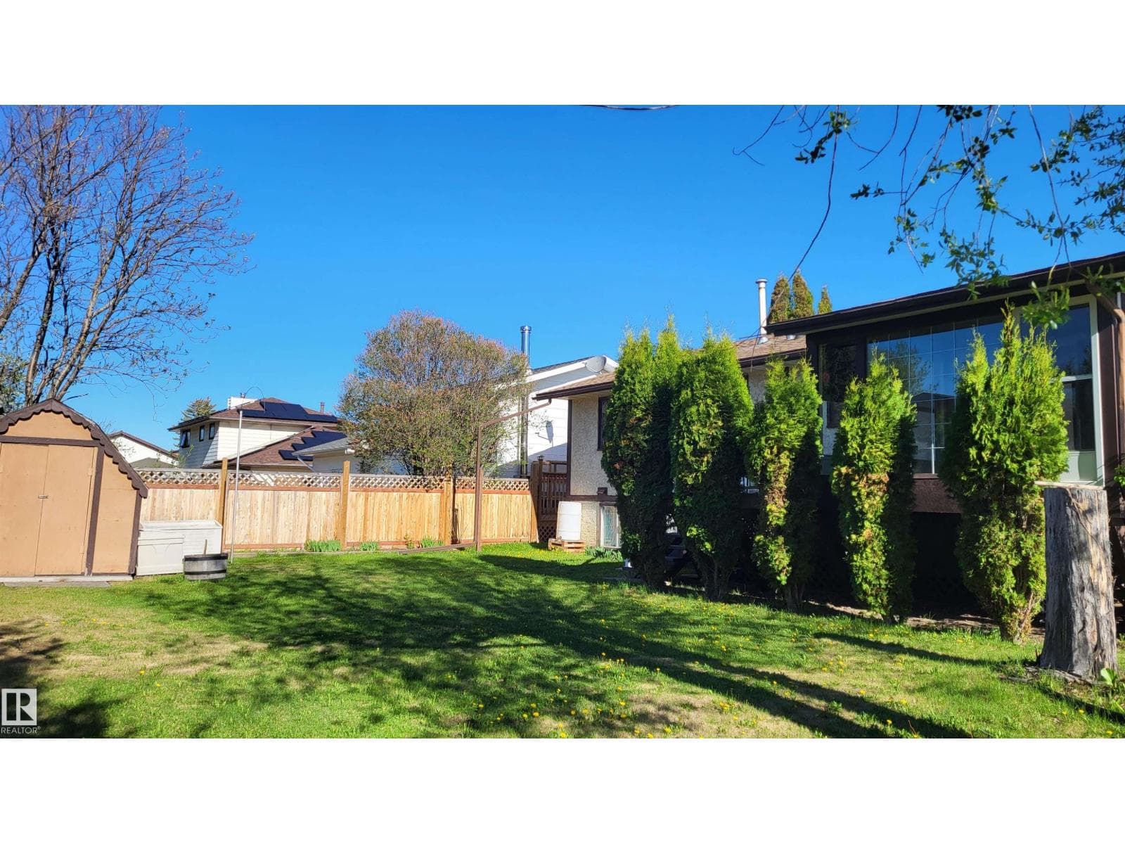4521 42 AV — photo 4