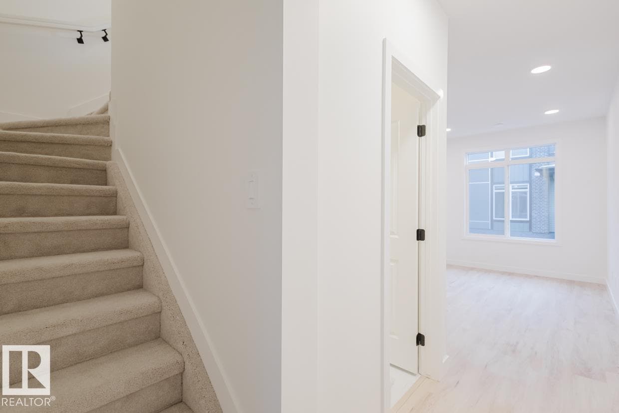 #3 16231 19 AV SW — photo 5