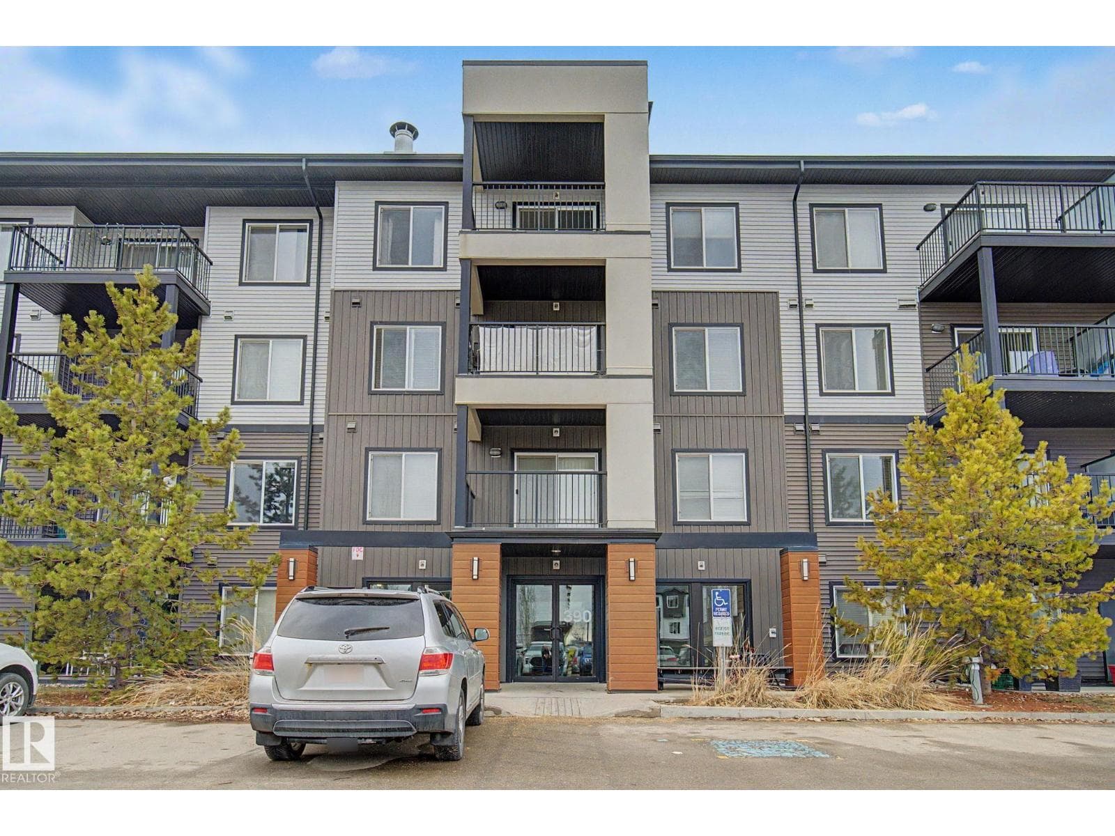 #330 390 Windermere RD NW