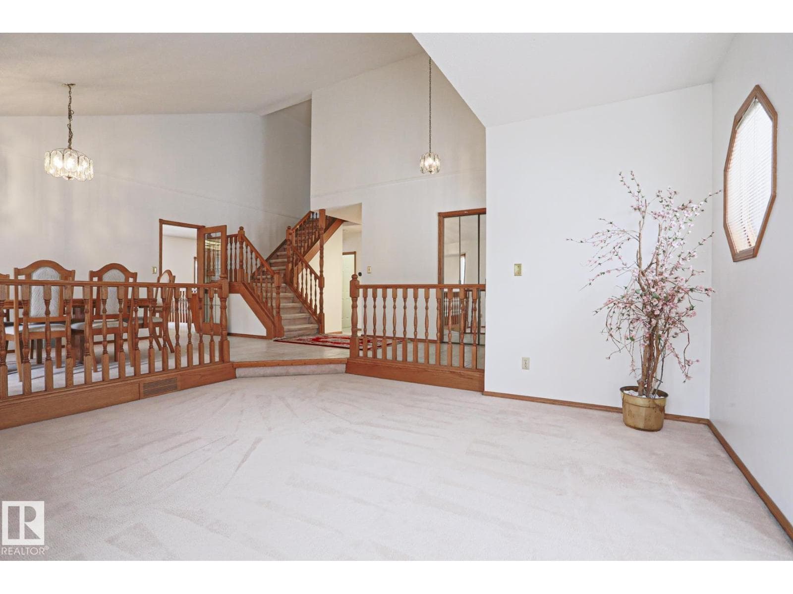 507 BURTON CL NW — photo 4