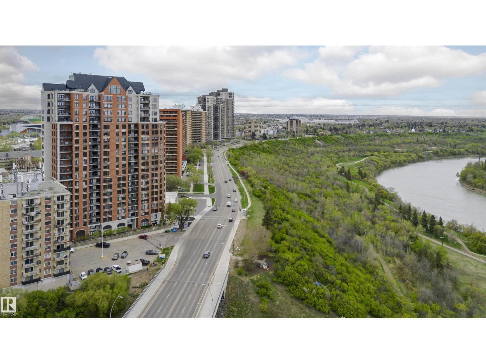 #2104 9020 JASPER AV NW — photo 4