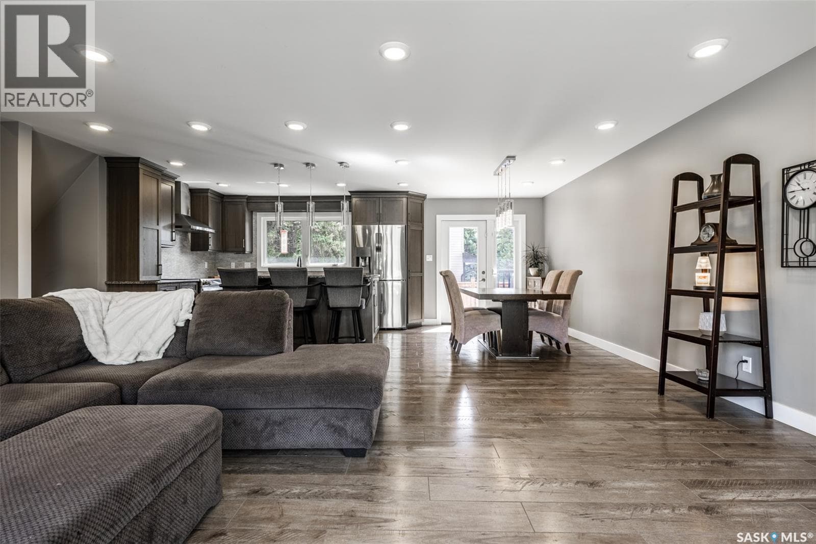 161 Columbia DRIVE — photo 4