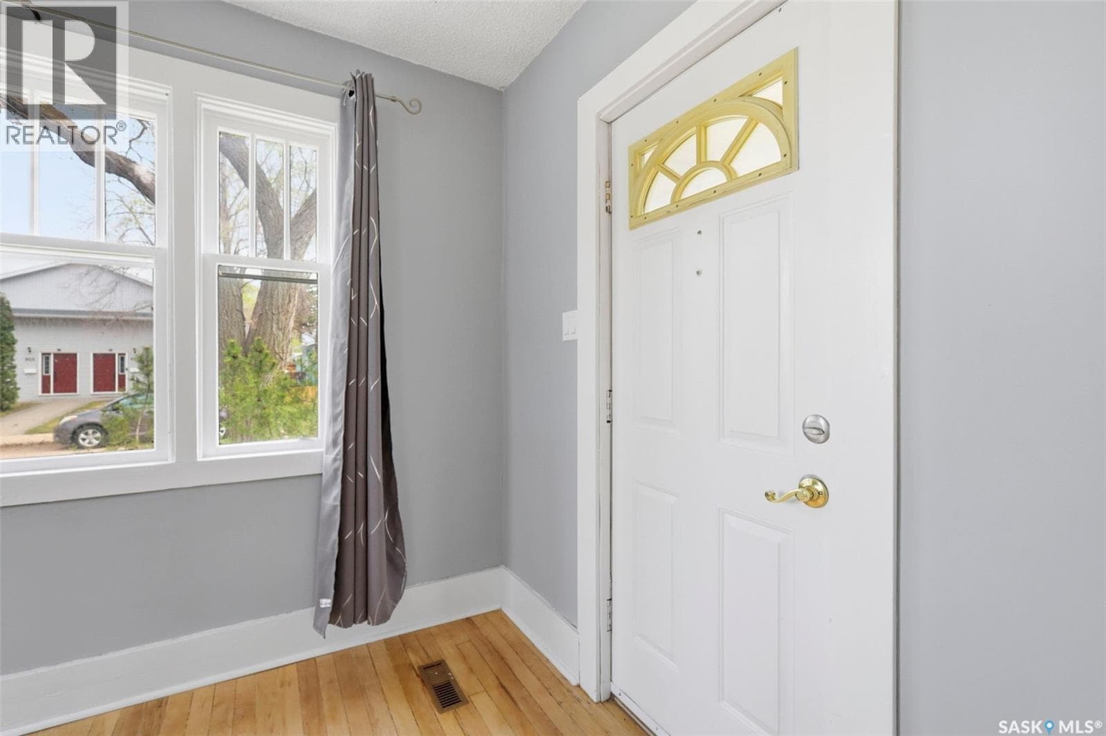 825 L AVENUE S — photo 4