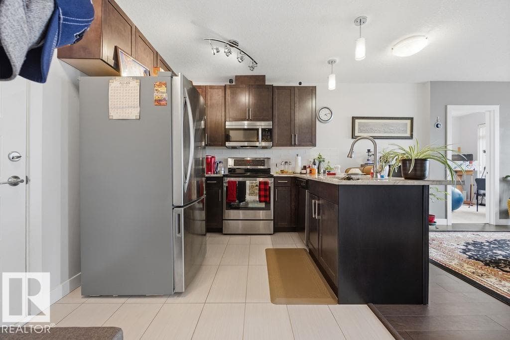 #433 5151 WINDERMERE BV SW — photo 5