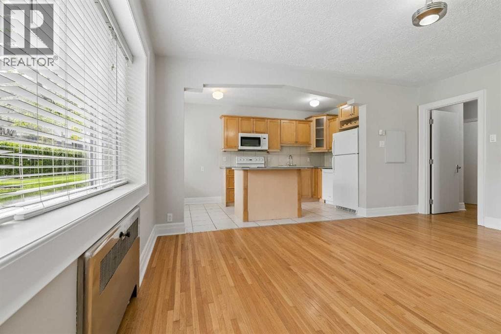 4, 330 19 Avenue SW — photo 4