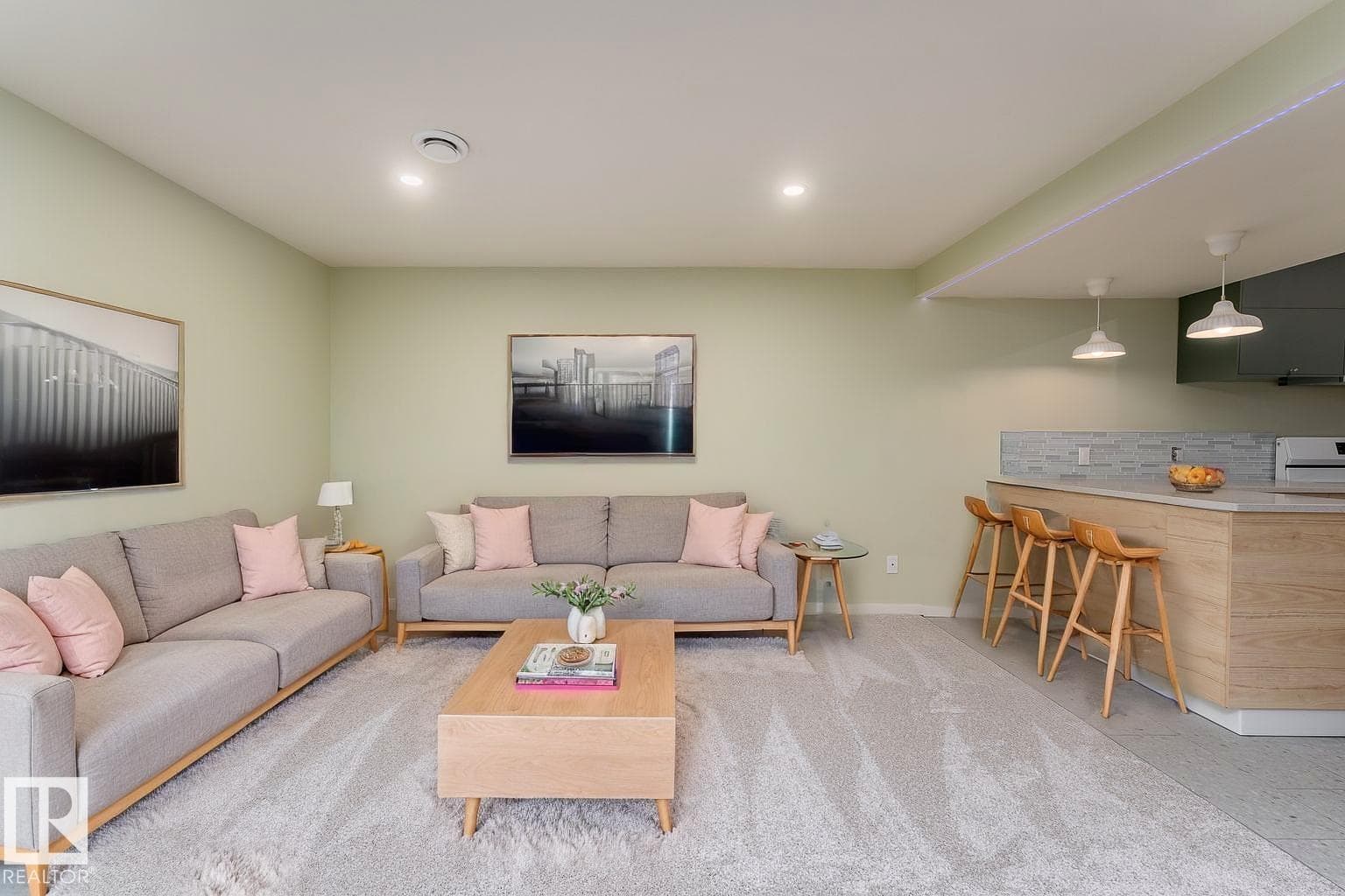 9523 134 AV NW — photo 5