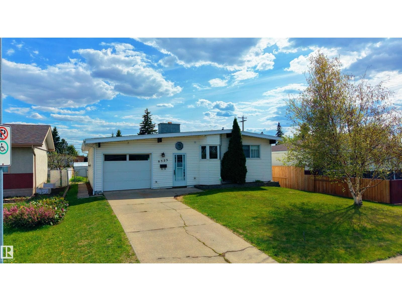 9523 134 AV NW