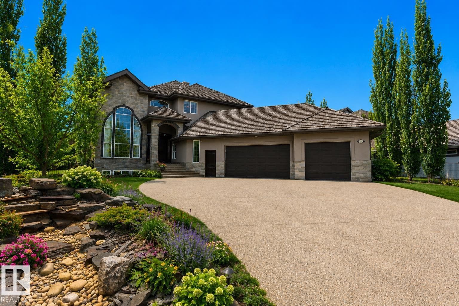 58 Riverstone CL