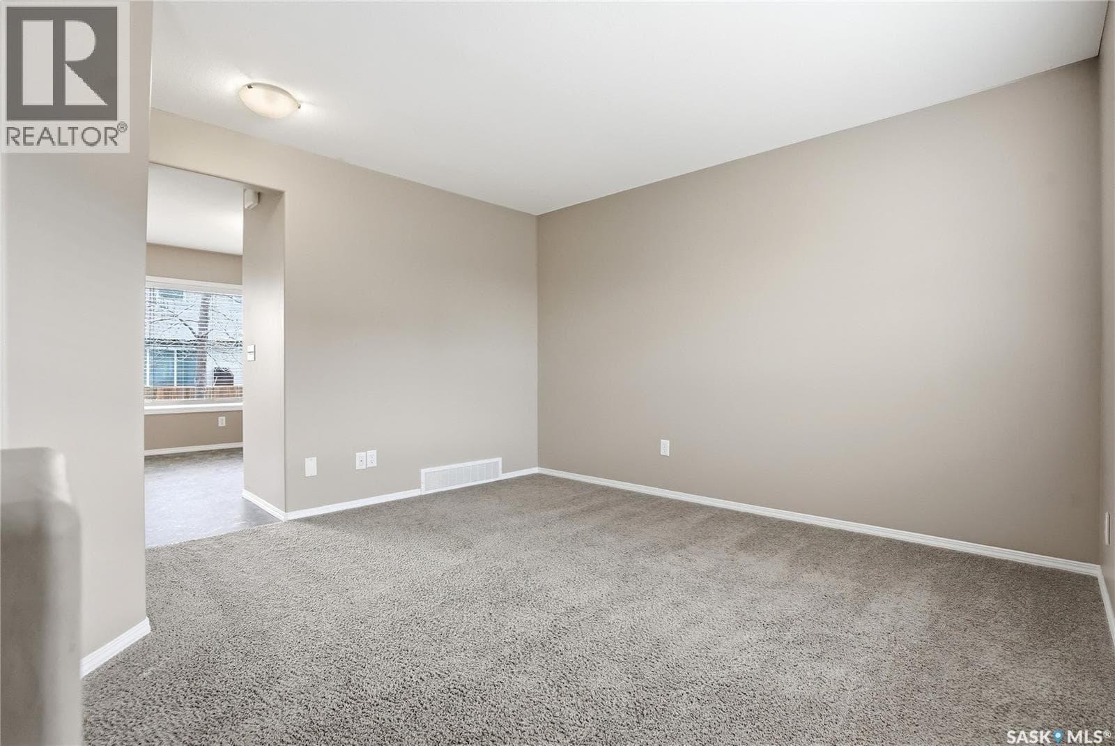 23 300 MacCormack ROAD — photo 5