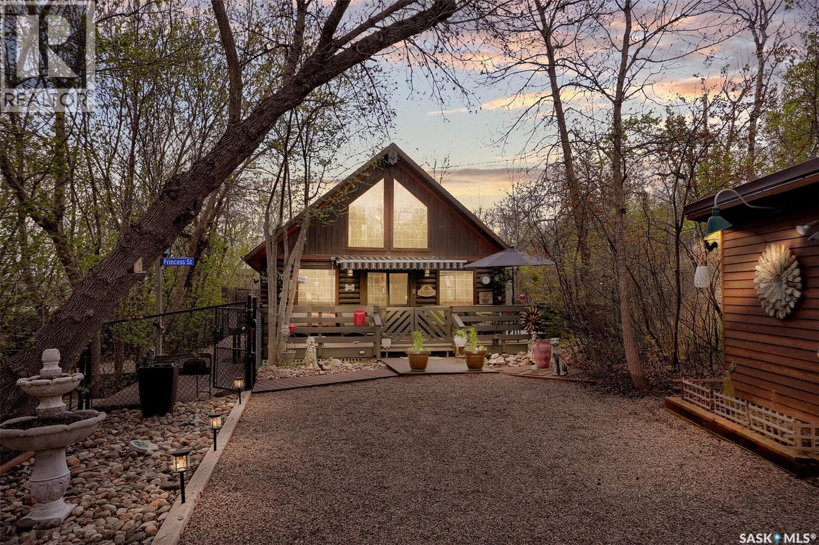 109 Shaw DRIVE