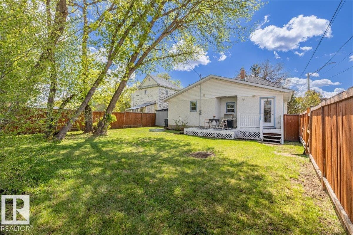 4813 53 AV — photo 5