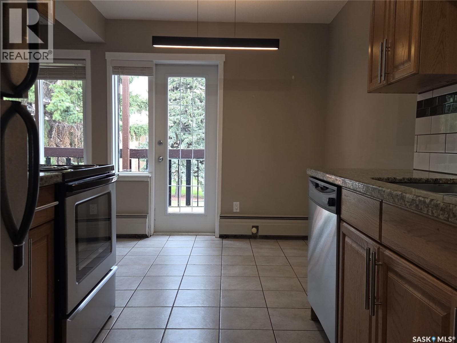 22 208 Lindsay PLACE — photo 3