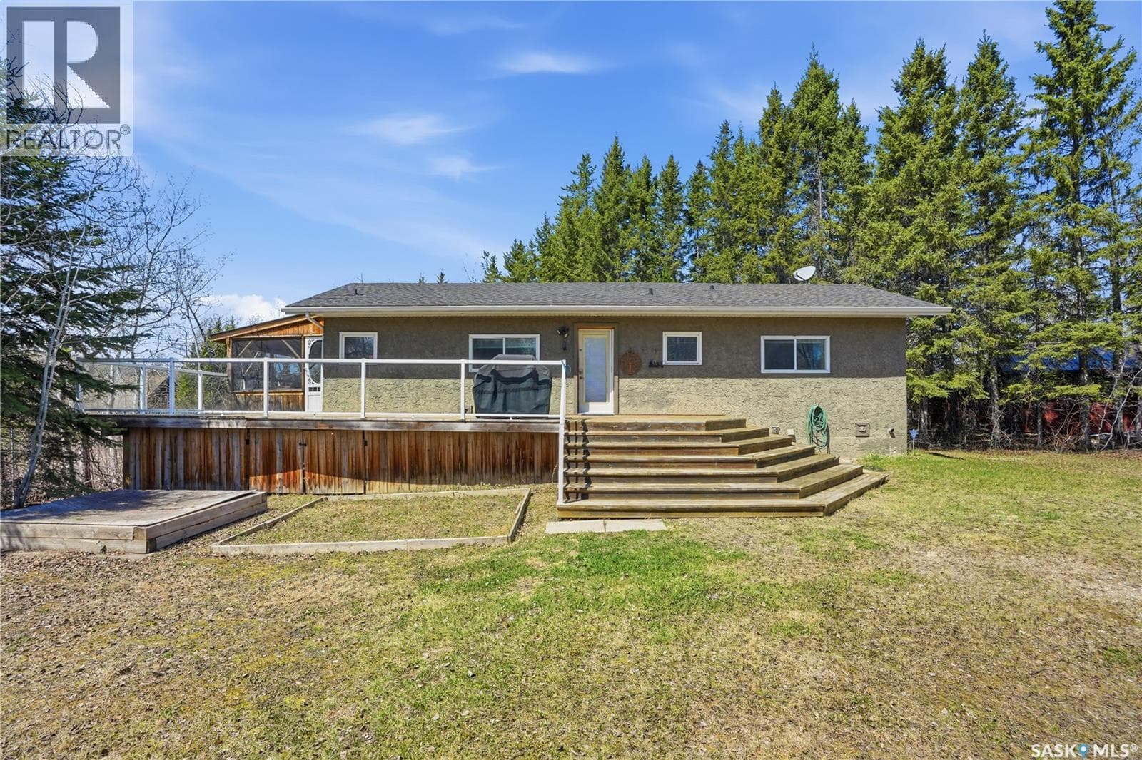 123 Burberry ROAD — photo 2