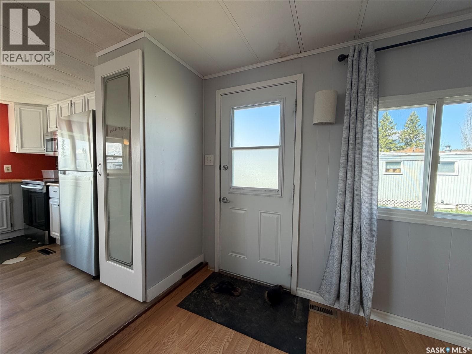241 Cypress WAY — photo 4