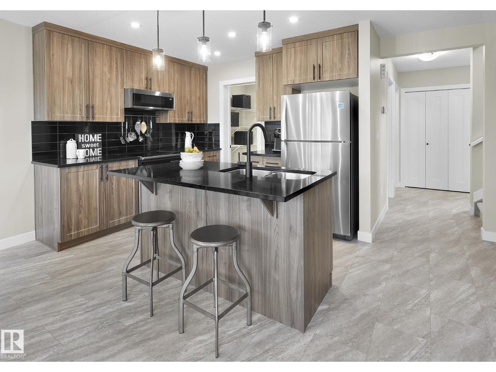5106 Lark CR NW — photo 5