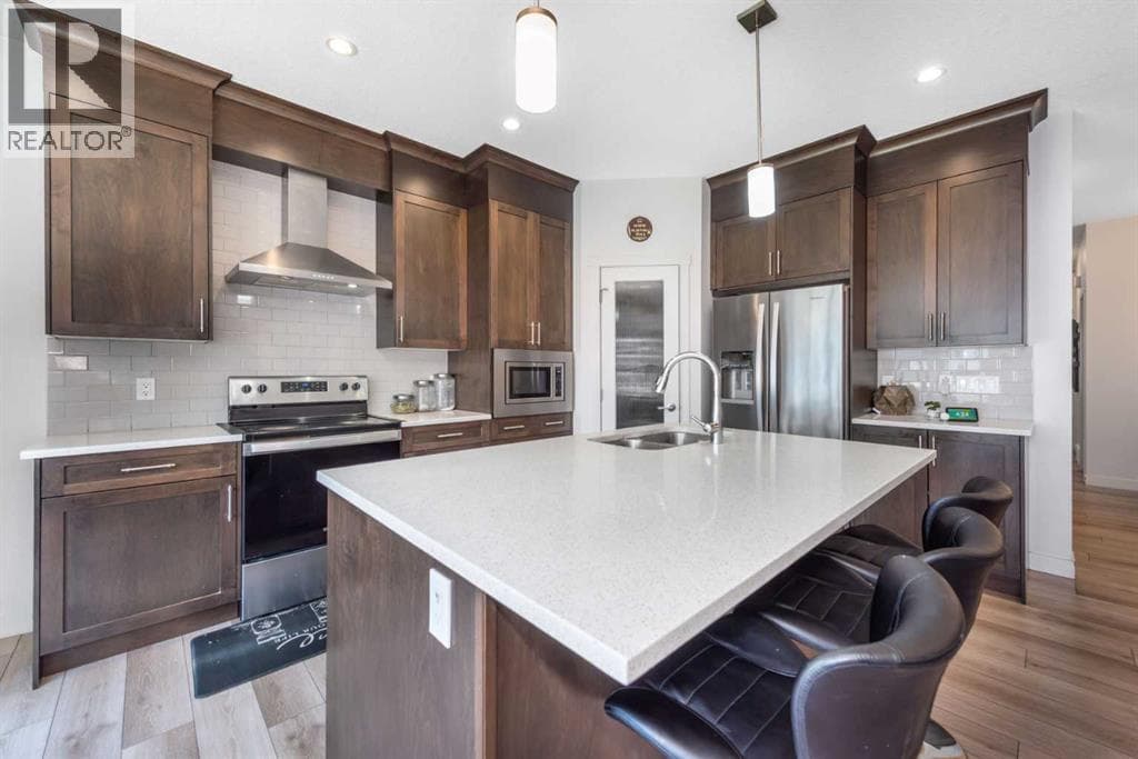 32 Saddlestone Way NE — photo 3