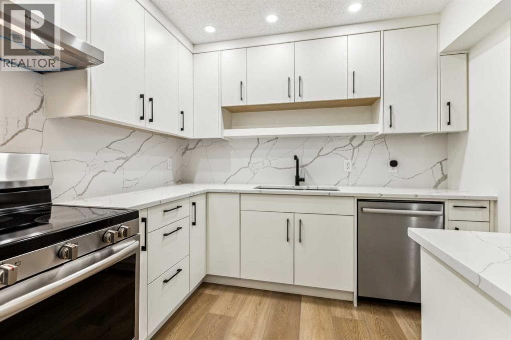 1101, 2520 Palliser Drive SW