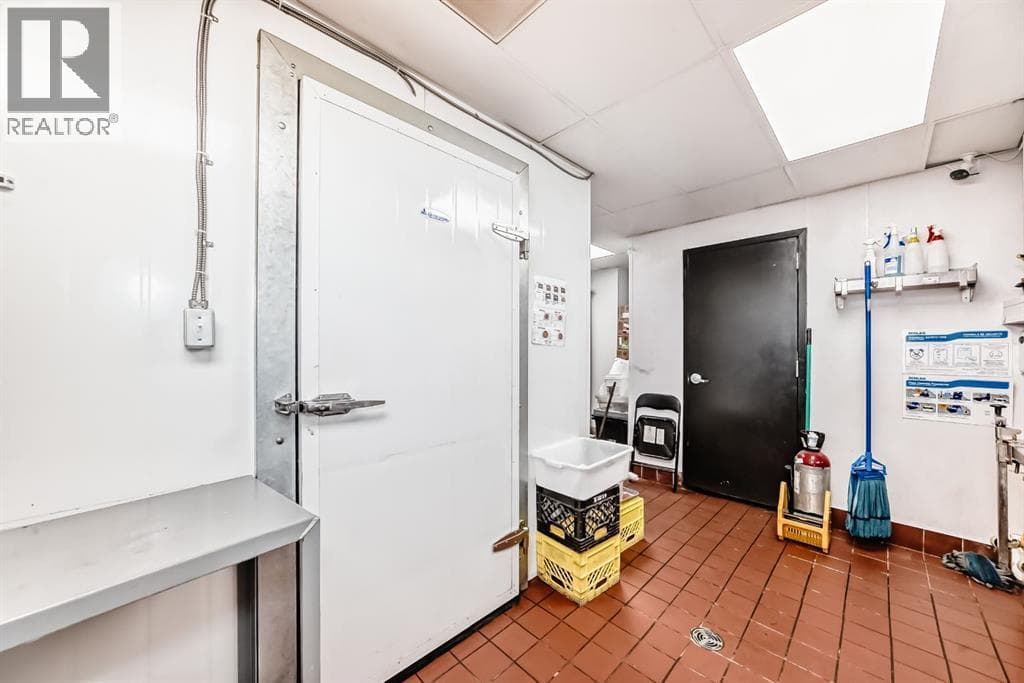 20, 1814 Mayor Magrath Drive S — photo 4
