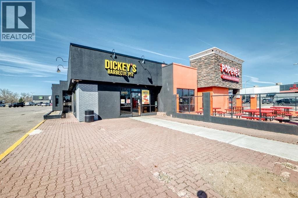 20, 1814 Mayor Magrath Drive S