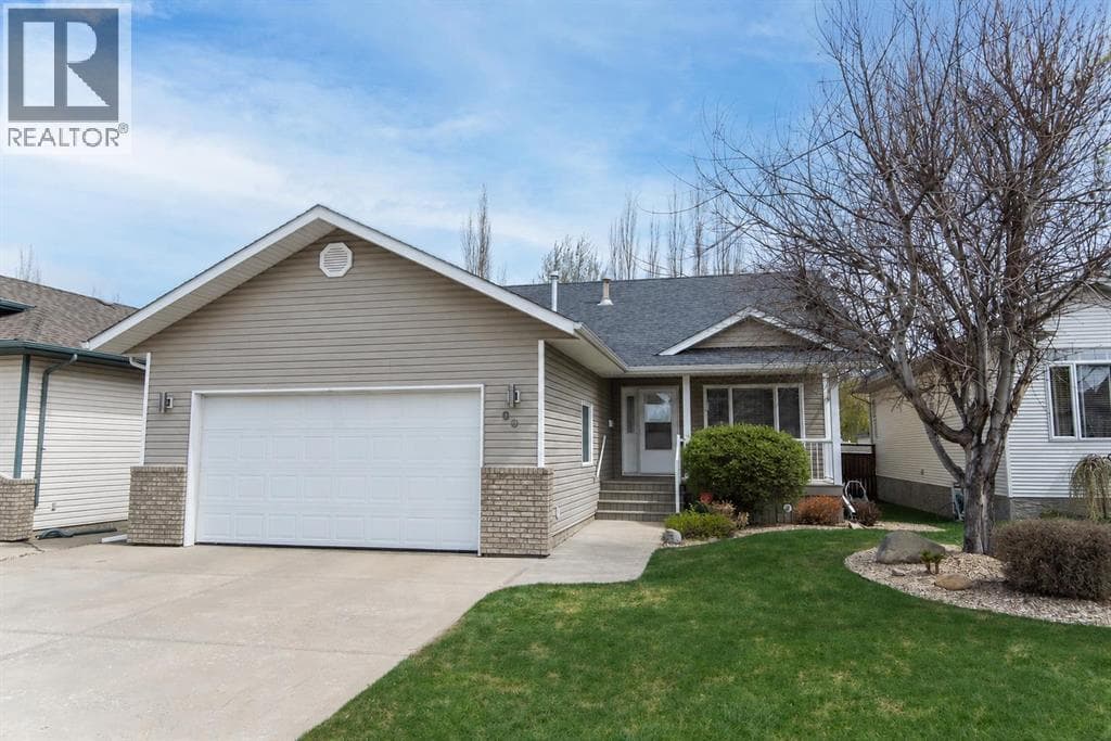 90 Alberts Close