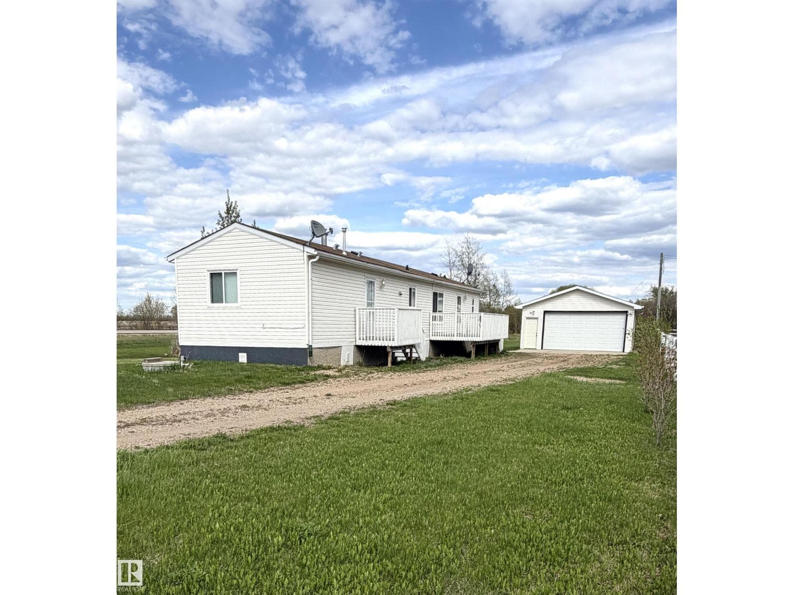 5031 52 ST